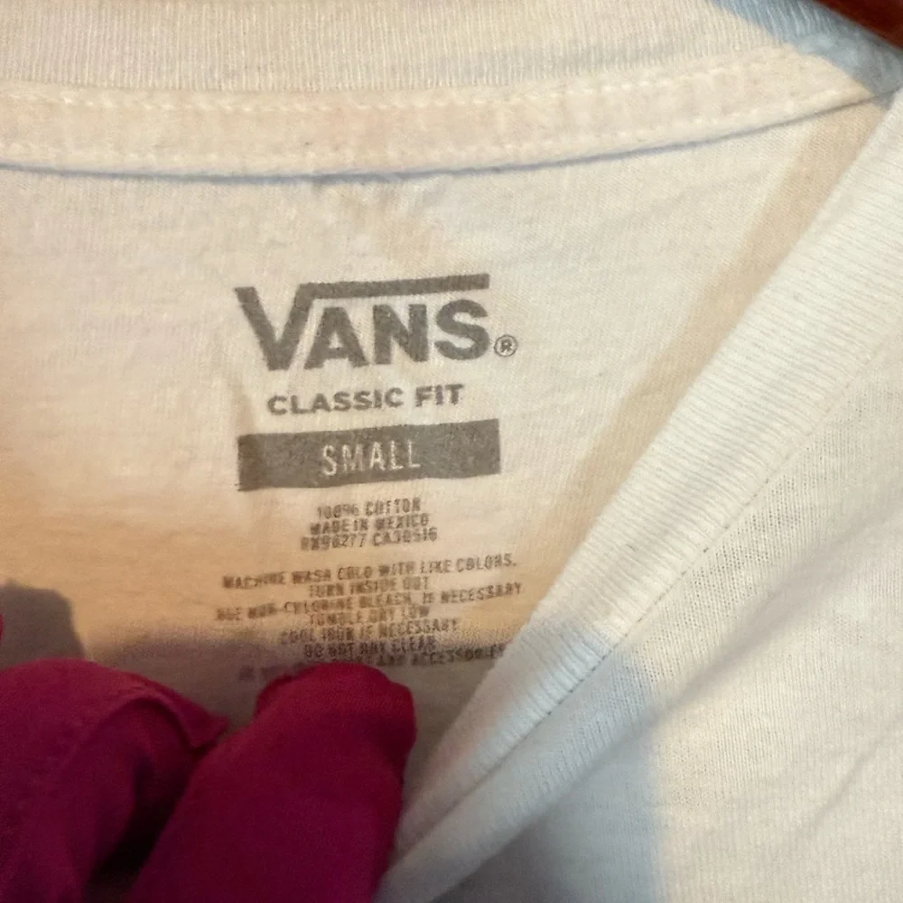 Vans Flaming Rose Classic Fit Long Sleeve T-Shirt Small White - Picture 4 of 6